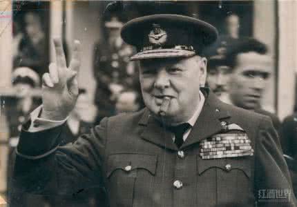 丘吉尔斯大林罗斯福 丘吉尔与斯大林二战时的“酒杯外交”