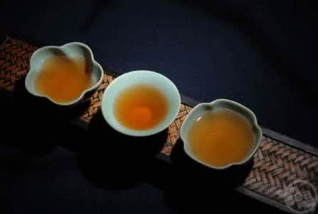 普洱茶多少年的好 究竟多少年的普洱茶算得上老茶？