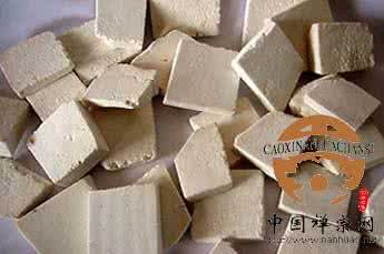 茯苓的功效与作用 茯苓功效 健康带回家