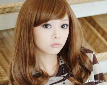 斜刘海适合什么脸型 女生斜刘海适合什么脸型