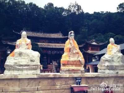 游庐山宿栖贤寺 与行肇师宿庐山栖贤寺