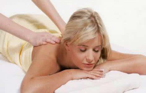 按摩瘦身减肥方法 按摩减肥 在沐浴中按摩瘦身