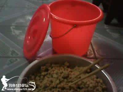 发酵饵料的制作 关于自备发酵饵料的制作！