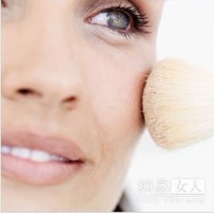 夏日骄阳 夏日美妆小秘诀 骄阳下依然美丽