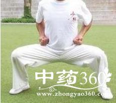 瑜伽脚趾蹲坐式的好处 蹲坐的好处 蹲坐的好处有哪些
