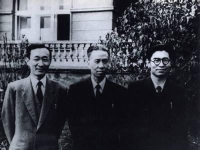 高岗为什么能当副主席 高岗为何能跻身于新中国六位副主席之列?