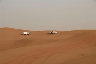 假如你一个人在沙漠里 《人为什么会淹死在沙漠里?》:珍惜生命,怜取眼前人,莫将悔恨留给余生