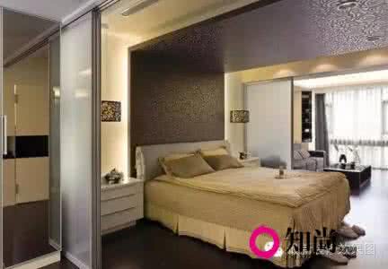 搞笑情侣装 小情侣装80平房子，浴室搞这样，真的是浪漫！