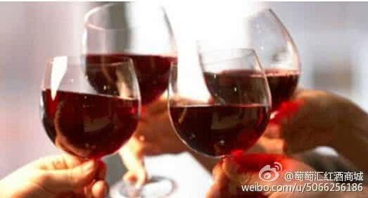 葡萄酒涨塞 涨姿势：对葡萄酒一无所知，也能凭酒标基本判断一下酒的品质  