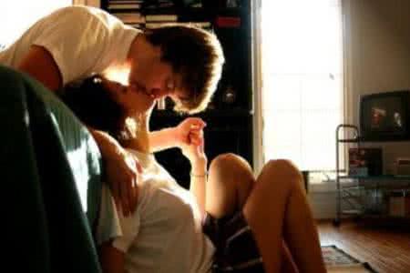 星悦麻将 广东熟人 撞见熟人偷情最佳对策