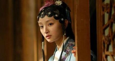 才貌无双 才貌无双的薛宝琴最后嫁给了谁？薛宝琴的归宿