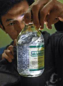 碳酸氢钠滴耳液 碳酸氢钠液怎么清洗 用碳酸氢钠注射液清洗下身好吗