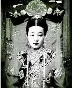 珍妃井灵异事件 珍妃光绪爱情故事 珍妃井灵异事件是怎么回事