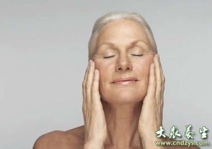 老人斑怎么去除掉 50岁老人斑怎么去除掉 怎样才能去除老年斑