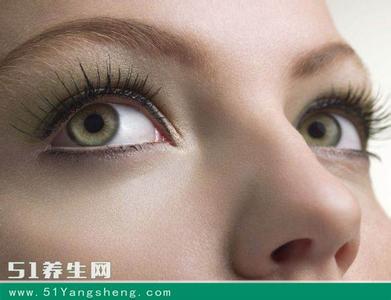 去除眼角皱纹的小妙招 如何去除眼角皱纹，教你七招告别眼角皱纹-今日头条