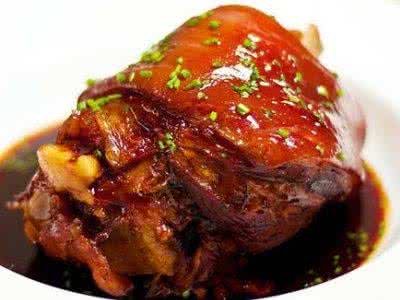 蒸整个肘子的家常做法 蒸肘子的家常做法大全