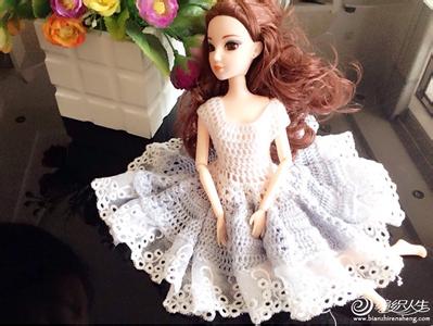 精美的婚纱钩针钩 一款漂亮的钩针婚纱哦