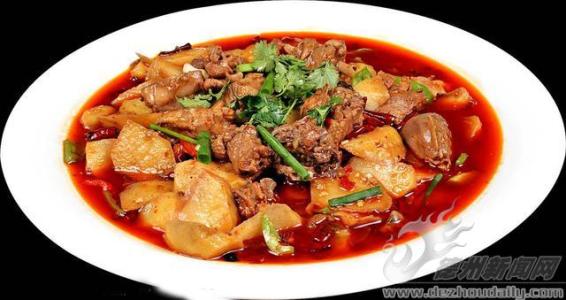 大盘鸡的家常做法 家常版的美味——大盘鸡