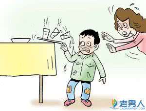 男童被开水烫伤身亡 男童跌入开水盆致重伤 开水烫伤该如何处理