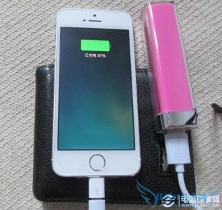 220v充电式移动电源箱 移动电源充电对手机的影响