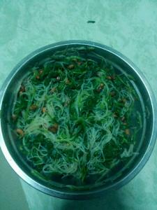 凉拌菠菜粉丝的做法 【粉丝点播】菠菜的各种做法大盘点 多吃补铁美容
