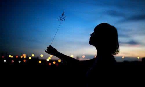 迷茫伤感日志心情随笔 迷茫的情,伤感的爱