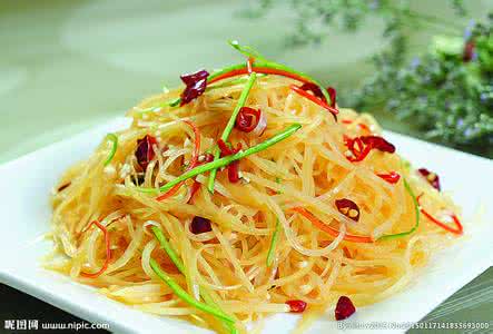酸辣土豆丝的做法视频 【2个美食视频】酸辣土豆丝相关视频