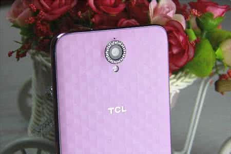 tcl i708u tcli718m 图 TCL i718M真机曝光 粉色带钻妹子最爱