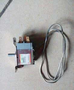 美菱冰箱温控器怎么拆 美菱冰箱温控器 美菱冰箱温控器怎么使用