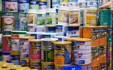 全国128家乳企生产8800个品牌 奶粉马甲难治理