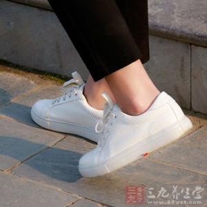 女人排尿困难 女人排尿困难竟因爱做这种事
