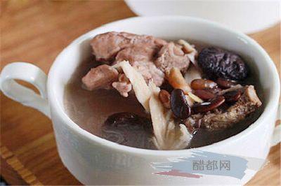 健康之路坐月子 健康之路坐月子 坐月子的健康药膳