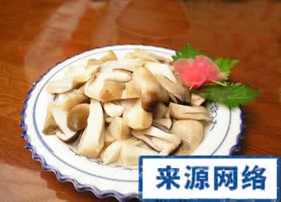 草菇的营养价值 草菇营养抗癌荤素皆宜的做法