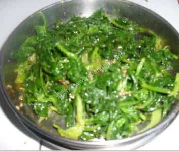 芹菜叶子简易做法大全 芹菜叶子的做法大全