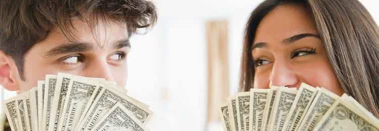 如何正确处理人际关系 女人该如何正确处理男人和钱的关系?