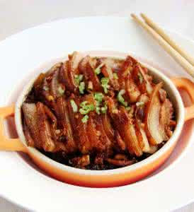 梅菜蒸扣肉做法视频 梅干菜蒸扣肉的做法