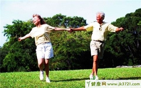 出门旅游吃的带啥清单 出门旅游选择鞋子的4大学问