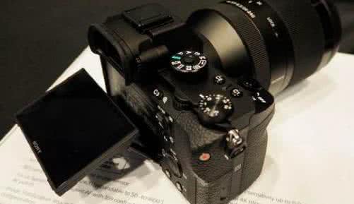 索尼a35支持什么格式 索尼A7S II支持SDHC卡吗