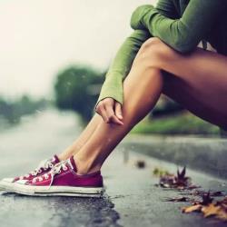 过去的爱情伤痕 今天的伤痕，会是你明天的坚强