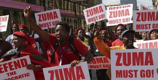 印度政治 印度精英教育 为了政治斗争和选票，印度精英们为国家埋下了一颗炸弹