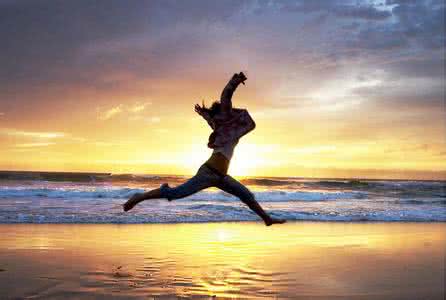 人生有变 爱心不变 人生 是一道 由爱心铺就的征程