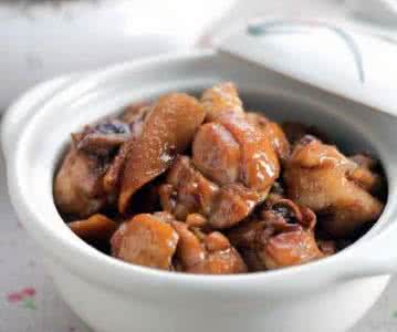 产妇麻油鸡的做法 台湾产妇坐月子必吃：麻油鸡的做法