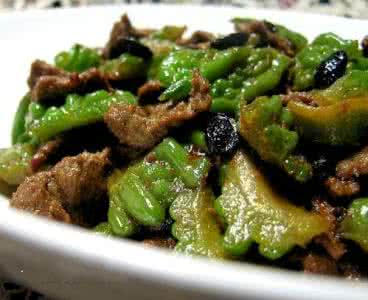 豆豉苦瓜炒牛肉粤菜 豆豉苦瓜炒牛肉
