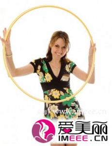 转呼啦圈的好处和坏处 呼啦圈的坏处 办公族如何减肥