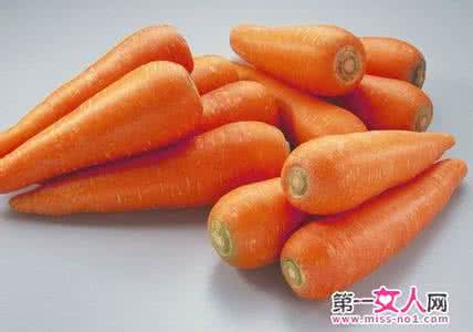 胡萝卜的吃法 胡萝卜减肥 水煮胡萝卜 最廉价胡萝卜的四种减肥吃法