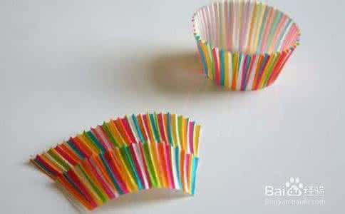 儿童生日卡片图片 可爱的儿童彩色蜡烛生日卡片制作