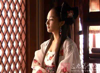 唐皇宫外情之唐朝艳妃 中国古代皇宫女人有什么贪色艳闻