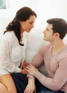 等你老了我依然背着你 男人为啥背着你总想做这些事