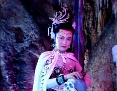 三打白骨精唐僧 为什么唐僧死活不让打白骨精? 说的太现实了!