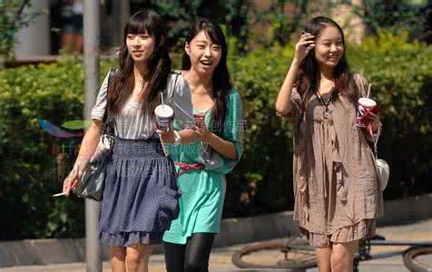 女人掉价 看上去很美讲的什么 什么样的女人看上去很掉价？